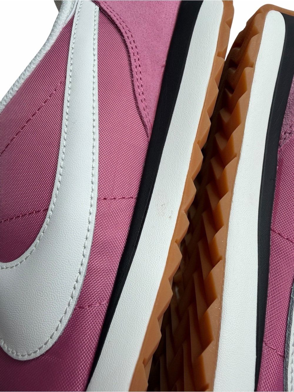 NIKE Pacific Women's Sneaker Pink & White Retro Runner Sneakers Women's Size 8 - Picture 5 of 10